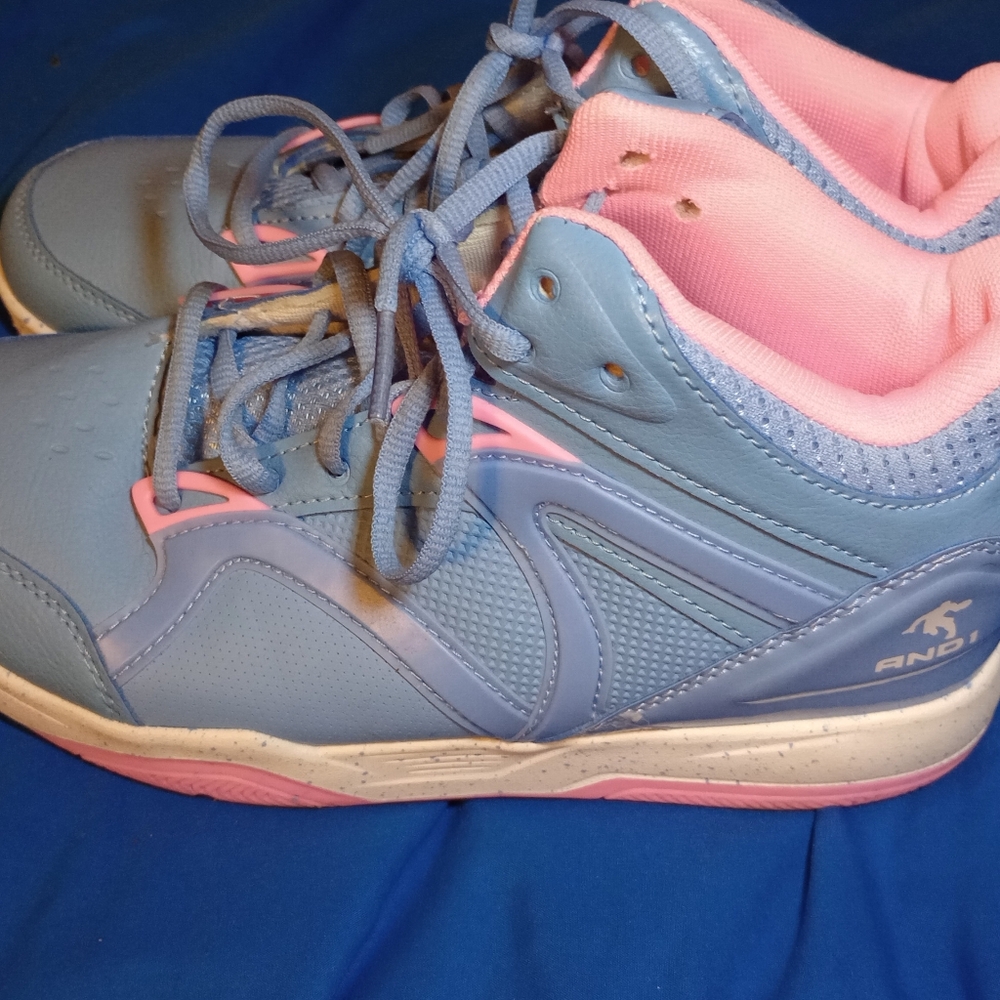 Shoes - Picture 3 of 3